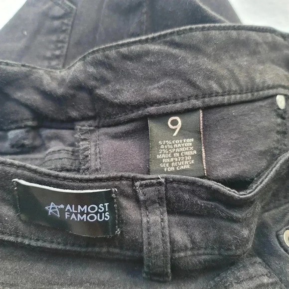 Almost Famous Jeans Womens 9 Black Denim Tapered Jeggings Lace Up Stretch Skinny - Picture 2 of 9